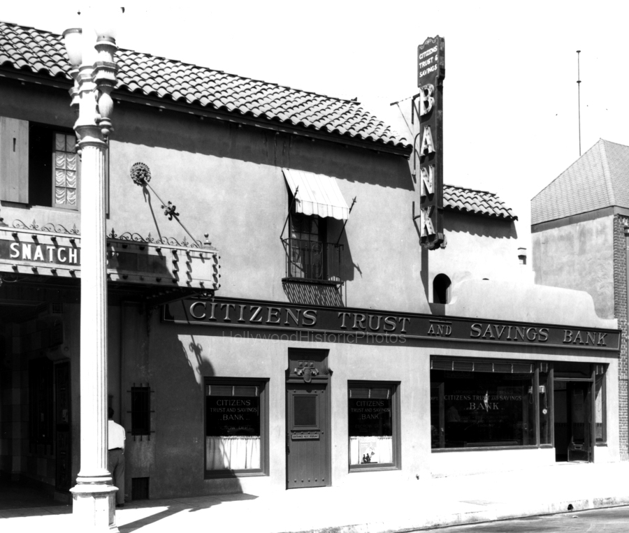 Larchmont Blvd. 1927 Citizens Trust and Savings Bank wm.jpg